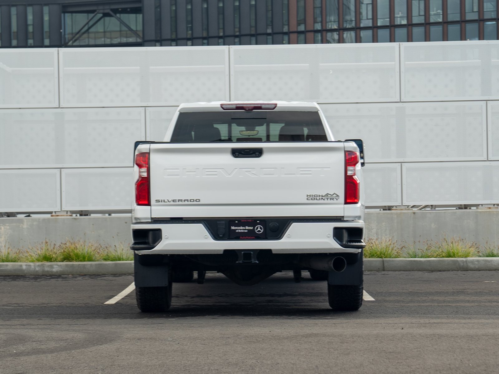 Used 2023 Chevrolet Silverado 2500 High Country AWD/4WD image 5