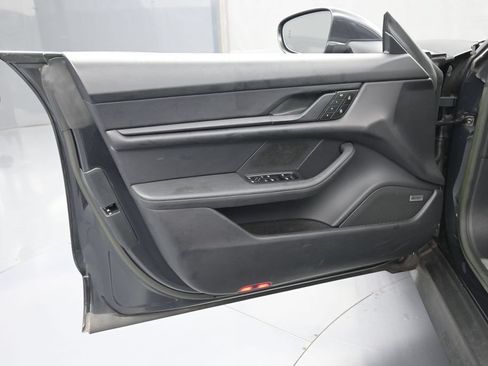 Certified 2023 Porsche Taycan 4S AWD/4WD image 15