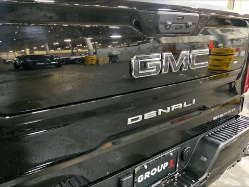 Used 2023 GMC Sierra 1500 Denali Ultimate AWD/4WD image 31