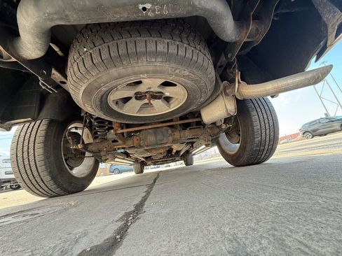 Used 2018 RAM 1500 Classic SLT w/ Luxury Group image 14