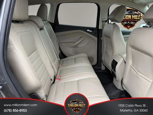 Used 2017 Ford Escape Titanium FWD image 17