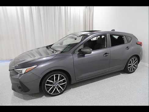 Used 2024 Subaru Impreza 2.0i Sport AWD/4WD image 3