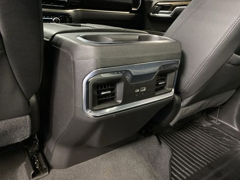 Used 2022 GMC Sierra 1500 Elevation image 28