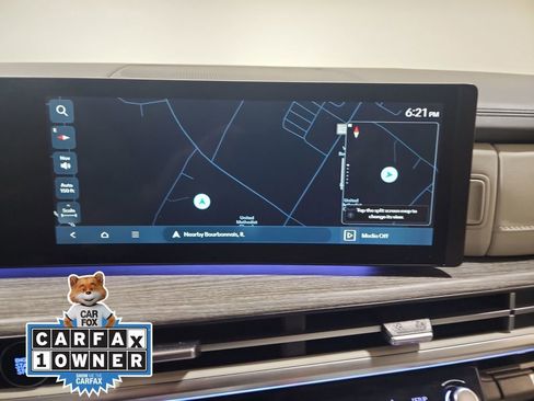 Used 2024 Hyundai Santa Fe Limited image 24