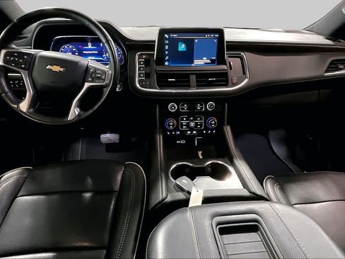 Used 2023 Chevrolet Tahoe Premier AWD/4WD image 15
