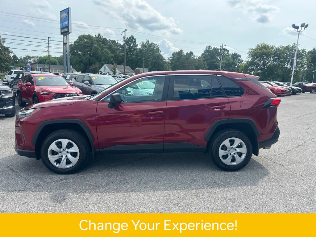 Used 2023 Toyota RAV4 LE FWD image 39