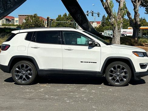 Used 2021 Jeep Compass Latitude w/ Sun and Sound Group image 3