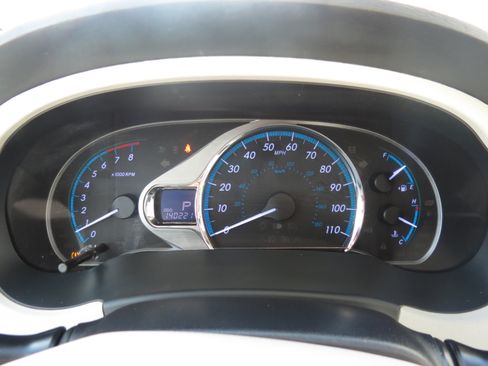 Used 2011 Toyota Sienna XLE FWD image 19