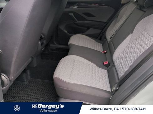 Used 2025 Volkswagen Tiguan S AWD/4WD image 23
