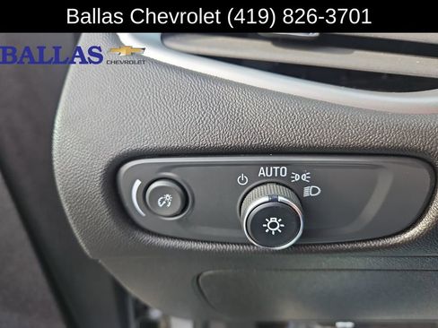 Used 2024 Chevrolet Malibu LT image 18