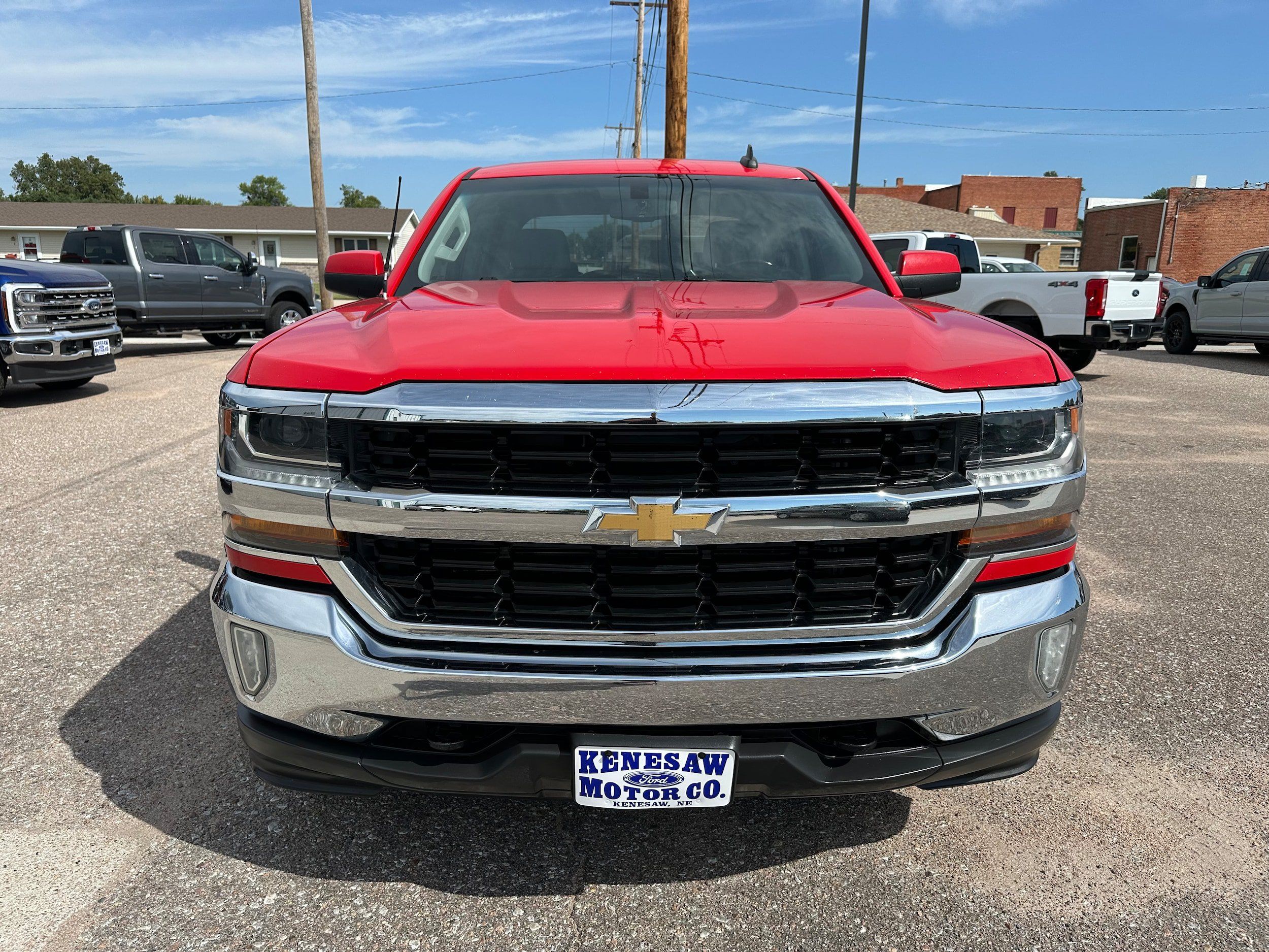 Used 2017 Chevrolet Silverado 1500 LT w/ All Star Edition AWD/4WD image 2