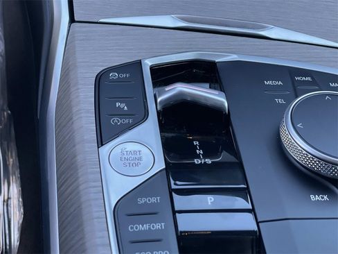 Used 2025 BMW 330i xDrive Sedan image 15