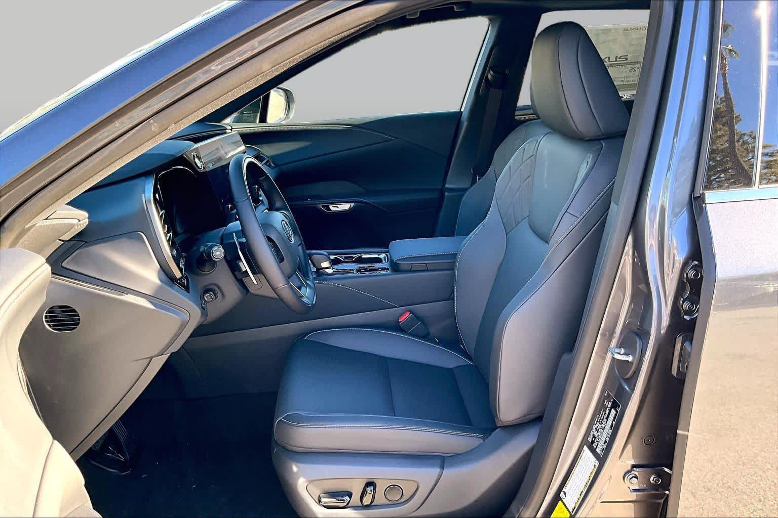New 2026 Lexus RX 350 Premium w/ Accessory Package (Z1) FWD image 18