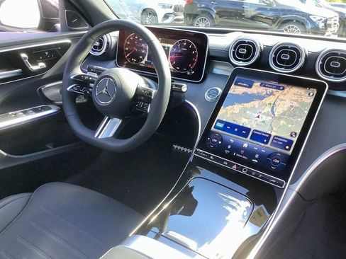 Used 2025 Mercedes-Benz C 300 4MATIC Sedan image 11