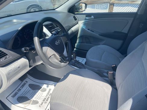 Used 2016 Hyundai Accent SE FWD image 12