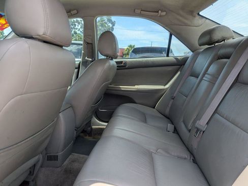 Used 2002 Toyota Camry LE image 19
