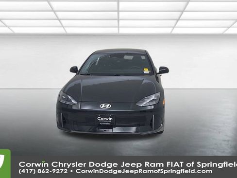 Used 2023 Hyundai Ioniq 6 Limited image 5