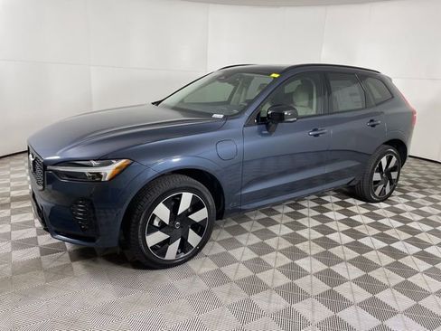 New 2025 Volvo XC60 T8 Plus w/ Protection Package Premier image 6