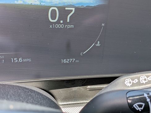 Used 2025 Kia Sportage SX FWD image 29