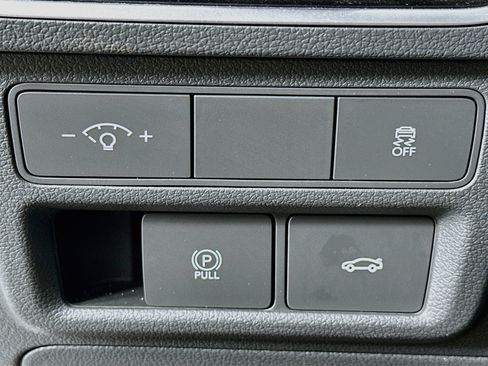 Used 2025 Hyundai Sonata SEL FWD image 17