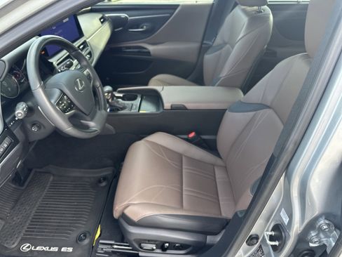 Used 2025 Lexus ES 350 Ultra Luxury w/ Accessory Package (Z2) FWD image 29