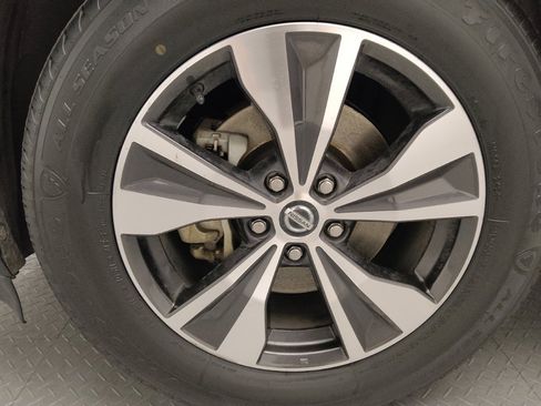 Used 2020 Nissan Murano SV image 31