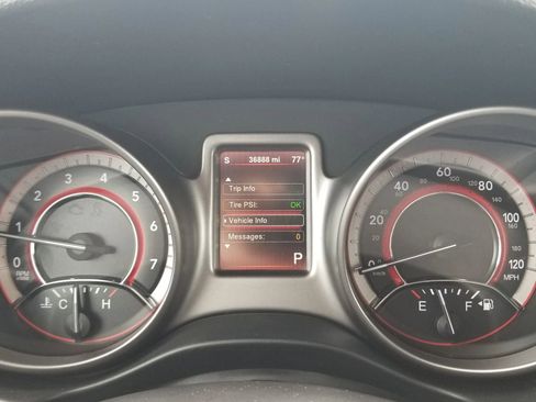 Used 2015 Dodge Journey Crossroad w/ Flexible Seating Group FWD image 26