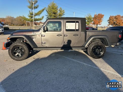 Used 2023 Jeep Gladiator Mojave w/ Cold Weather Group image 16