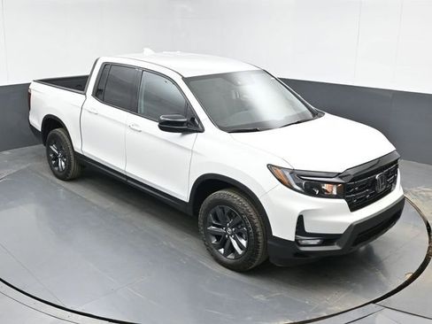 New 2026 Honda Ridgeline Sport image 13
