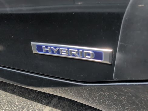 Used 2015 Lexus ES 300h w/ Premium Package w/Bamboo Trim image 10