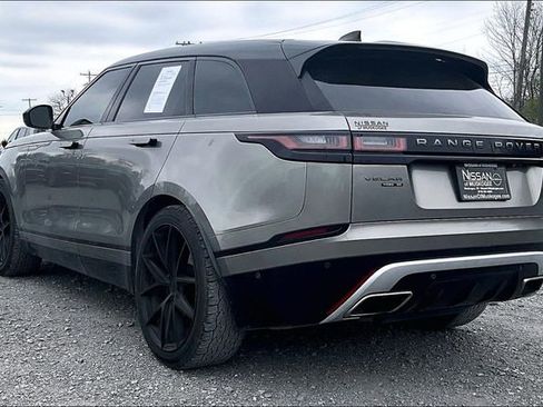 Used 2018 Land Rover Range Rover Velar R-Dynamic SE AWD/4WD image 4