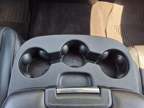 Used 2018 RAM 1500 Laramie w/ Convenience Group image 13