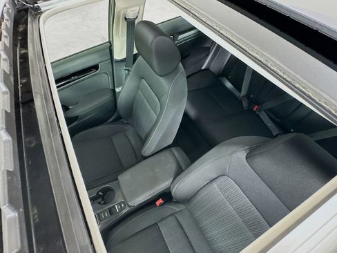 Used 2023 Honda Civic EX image 28