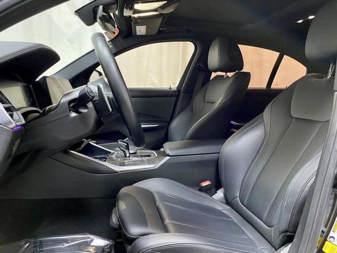 Used 2022 BMW 330i Sedan w/ M Sport Package RWD image 13