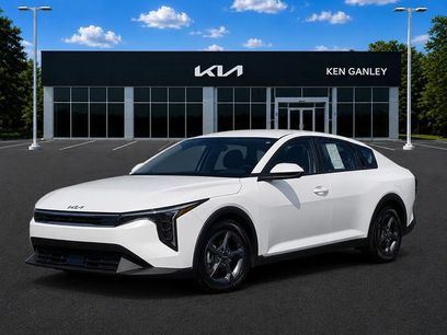 Certified 2025 Kia K4