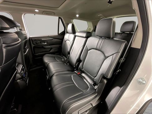 Used 2025 Honda Pilot Elite image 21
