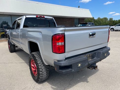 Used 2019 GMC Sierra 3500 Denali w/ Duramax Plus Package image 3