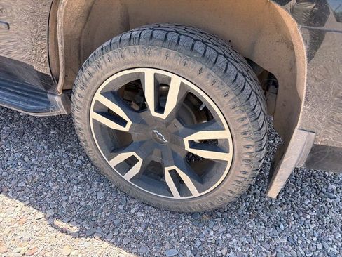 Used 2019 Chevrolet Tahoe Premier w/ RST 6.2L Performance Edition AWD/4WD image 4