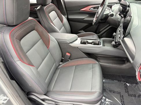 Used 2024 Chevrolet Equinox EV RS FWD image 10
