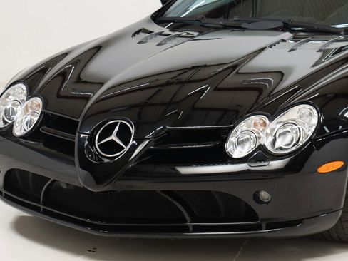 Used 2006 Mercedes-Benz SLR image 11
