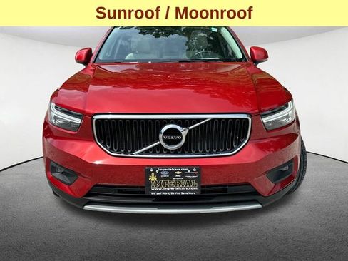 Used 2021 Volvo XC40 T5 Momentum w/ Premium Package AWD/4WD image 4