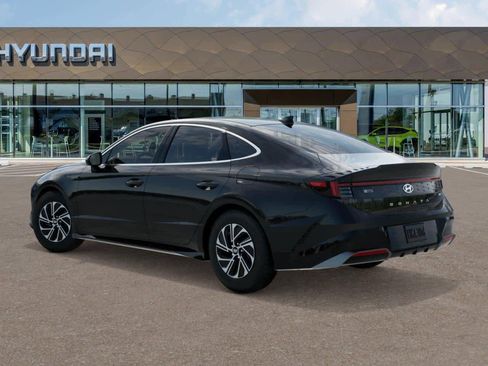 New 2026 Hyundai Sonata Blue image 5
