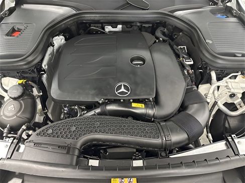 Certified 2022 Mercedes-Benz GLC 300 4MATIC image 25