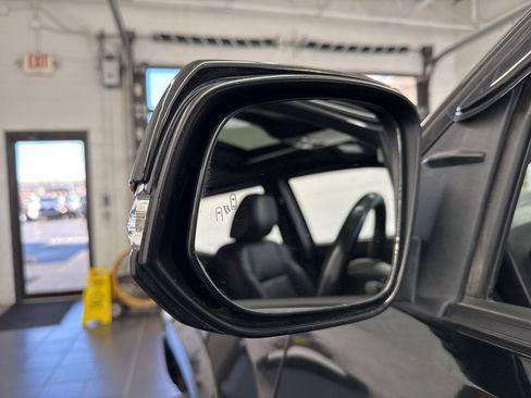 Certified 2021 Toyota Tacoma Limited image 12