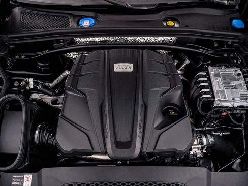 New 2026 Porsche Macan S image 29