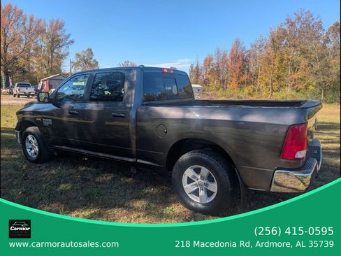 Used 2019 RAM 1500 Classic SLT image 2