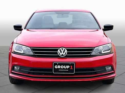 Used 2016 Volkswagen Jetta Sport w/ Lighting Package image 3