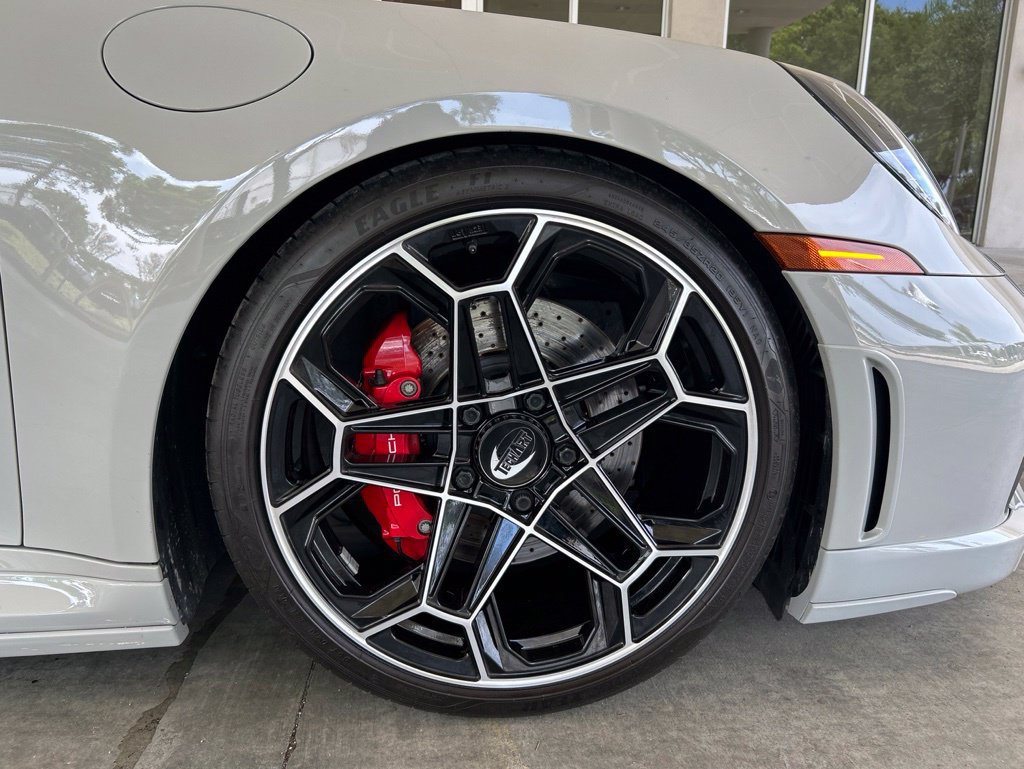 Used 2021 Porsche 911 AWD/4WD image 19