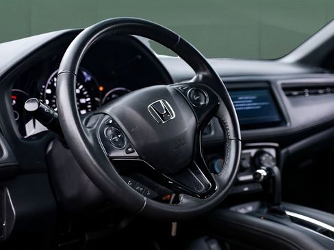 Used 2021 Honda HR-V Sport image 27