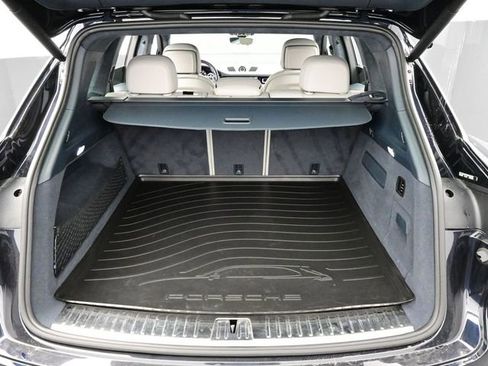 Certified 2021 Porsche Cayenne GTS AWD/4WD image 16